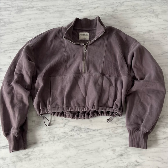 Abercrombie & Fitch Tops - Abercrombie and Fitch Cinched Bungee Mockneck Half Zip Sweatshirt Dark Grey XS